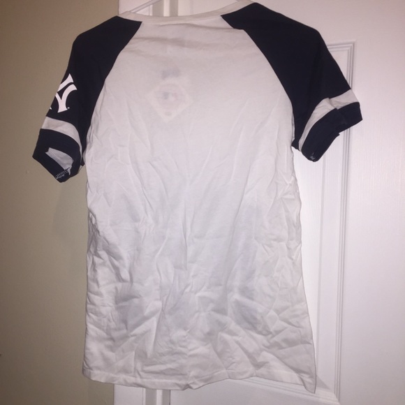NWT NY Yankees Tee - Picture 2 of 5